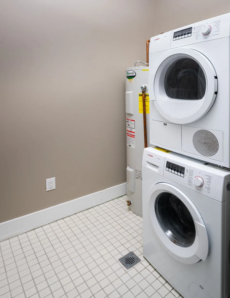 private room in Bedford-Stuyvesant photo 4