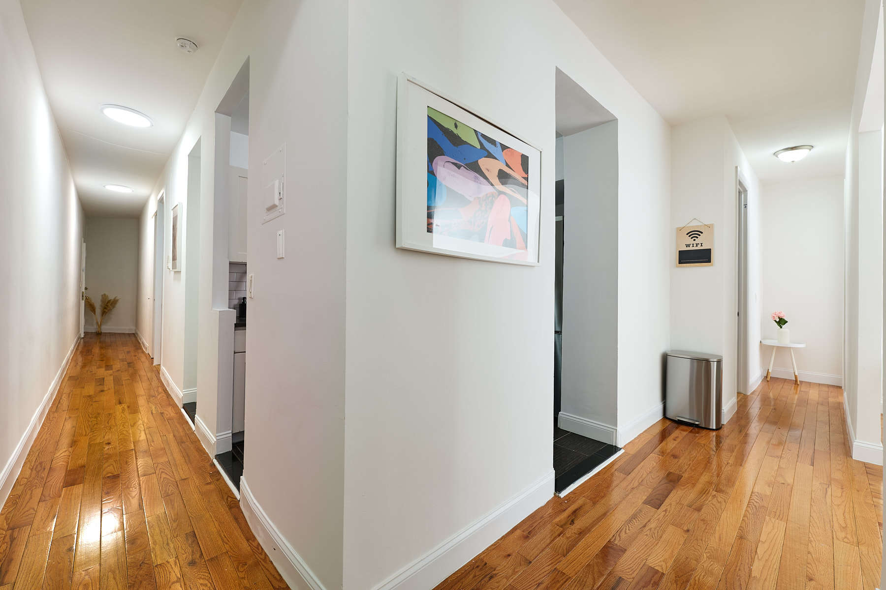 a room in Hamilton Heights photo 7