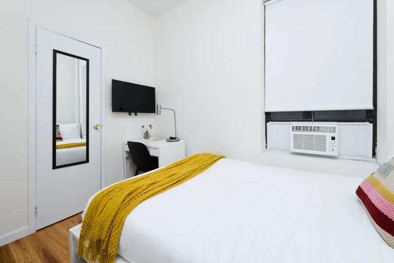 private room in Theater District photo 6