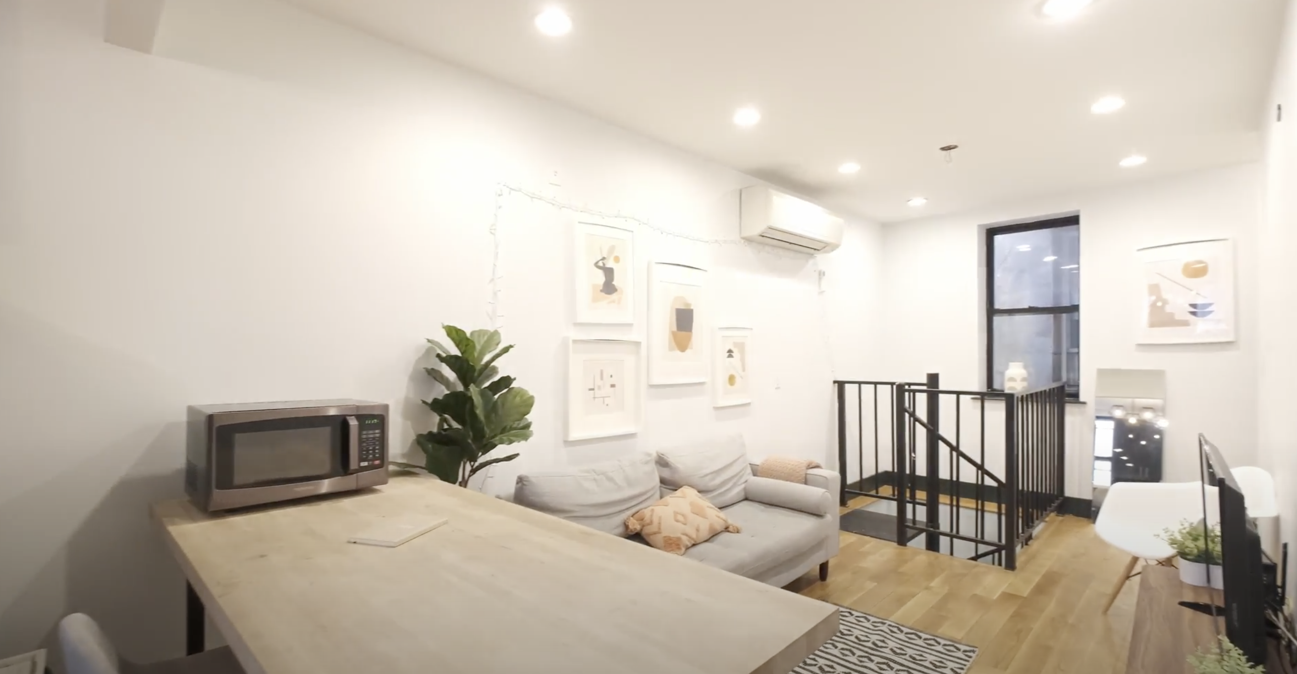 a room in Southside photo 5
