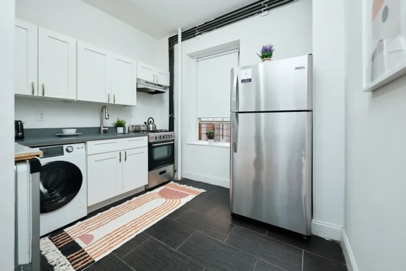 private room in Hamilton Heights photo 4