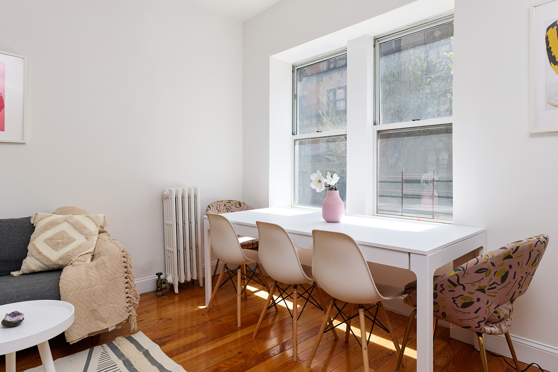 a room in Hamilton Heights photo 10