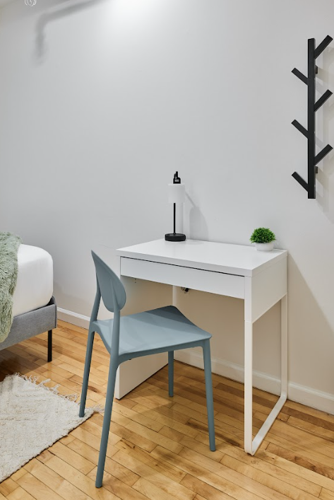 a room in East Village photo 3