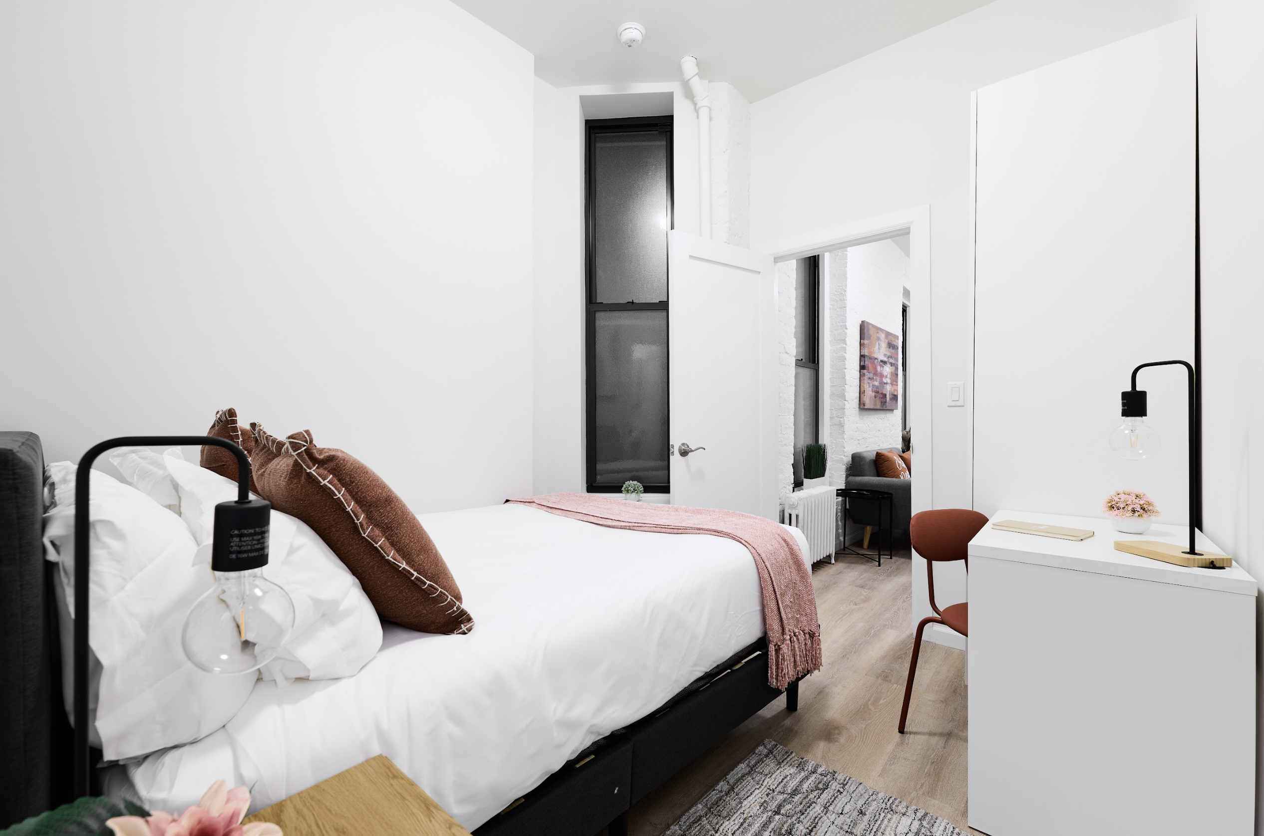 a room in Manhattan photo 2