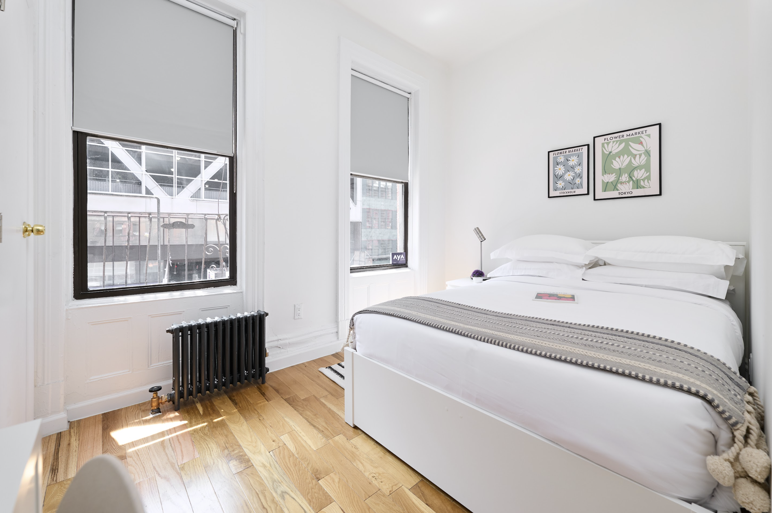 a room in Times Square photo 2
