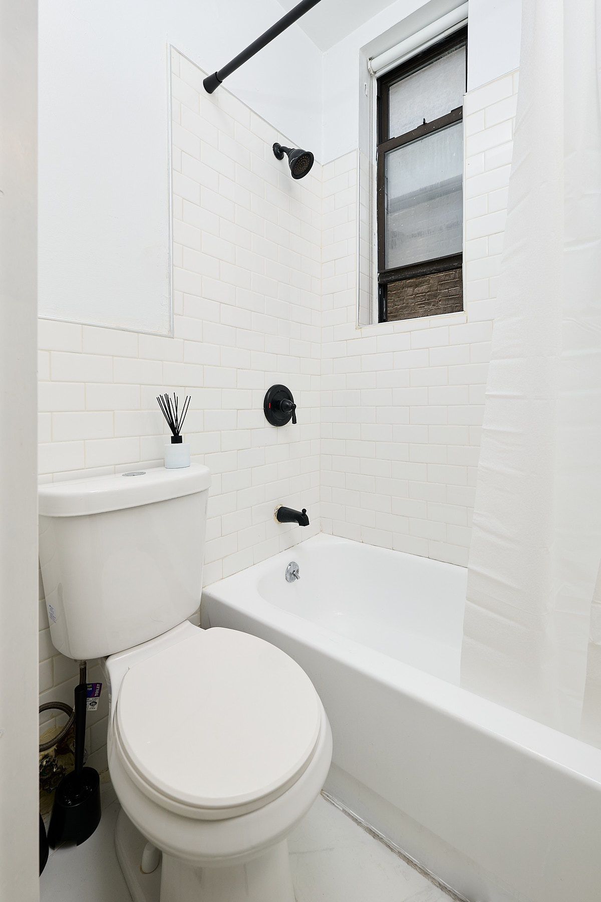 a room in Theater District photo 7