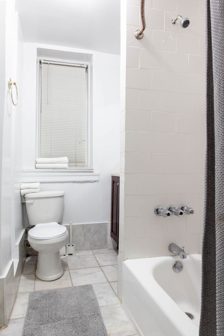 a room in Sugar Hill photo 9