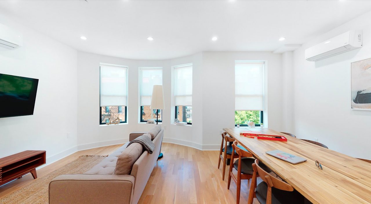 a room in Crown Heights photo 5