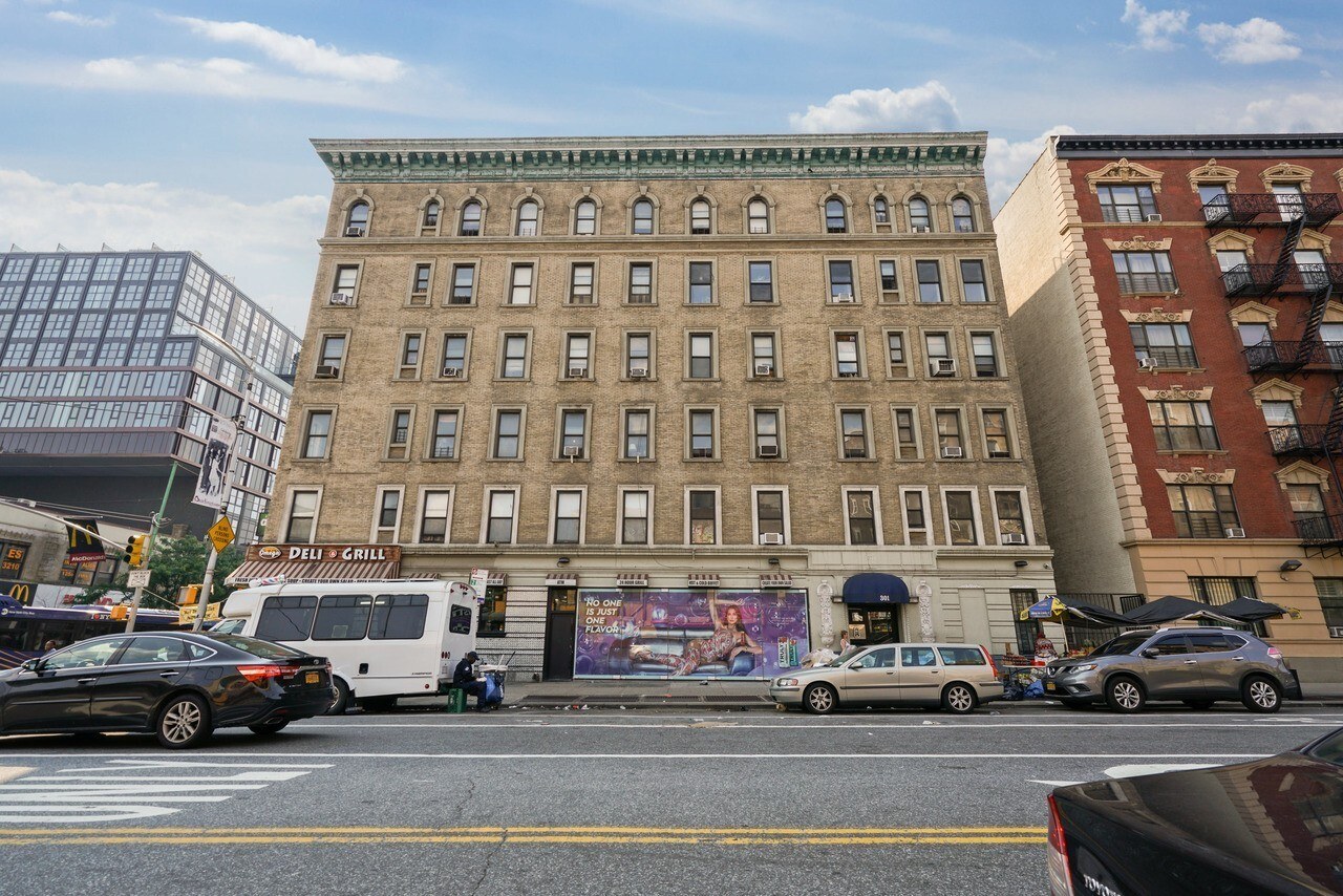 a room in Harlem photo 6
