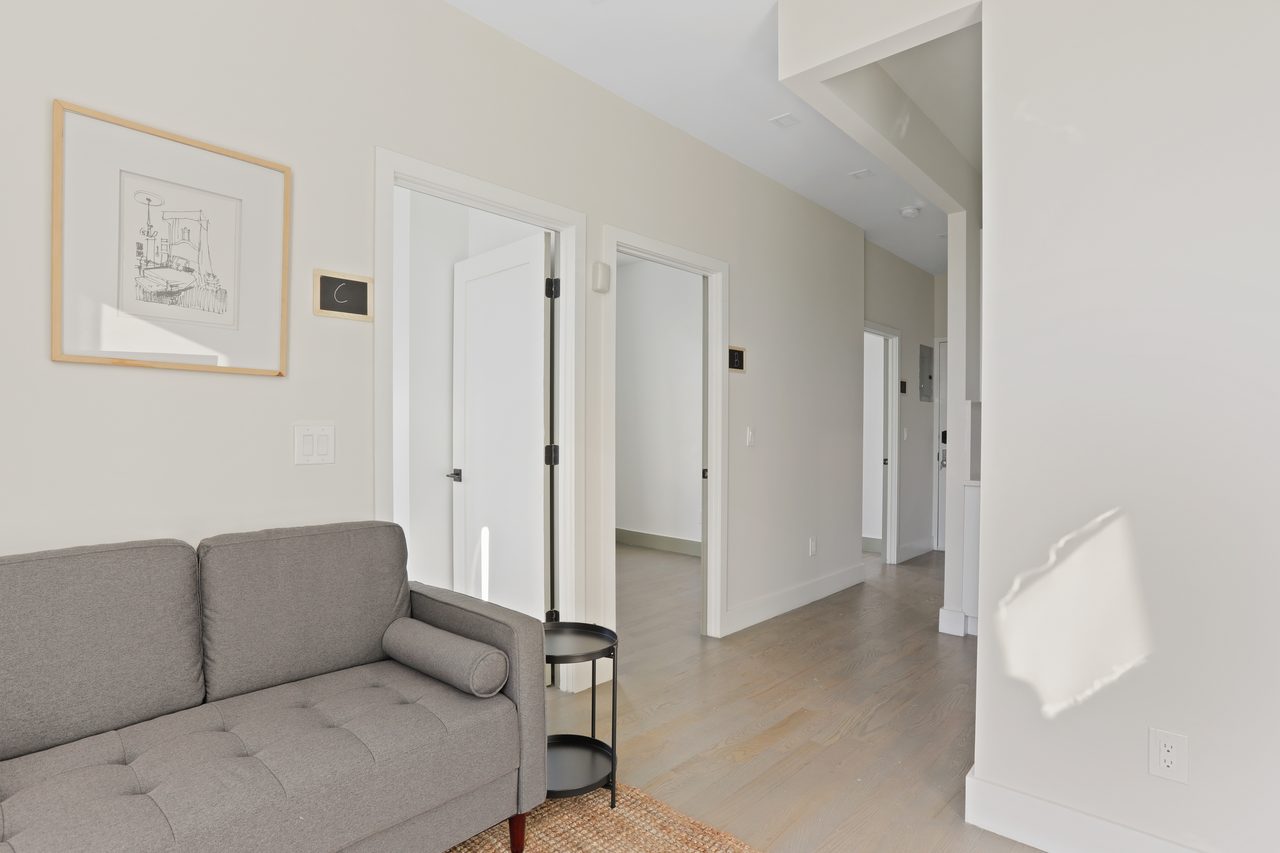 a room in Gowanus photo 5