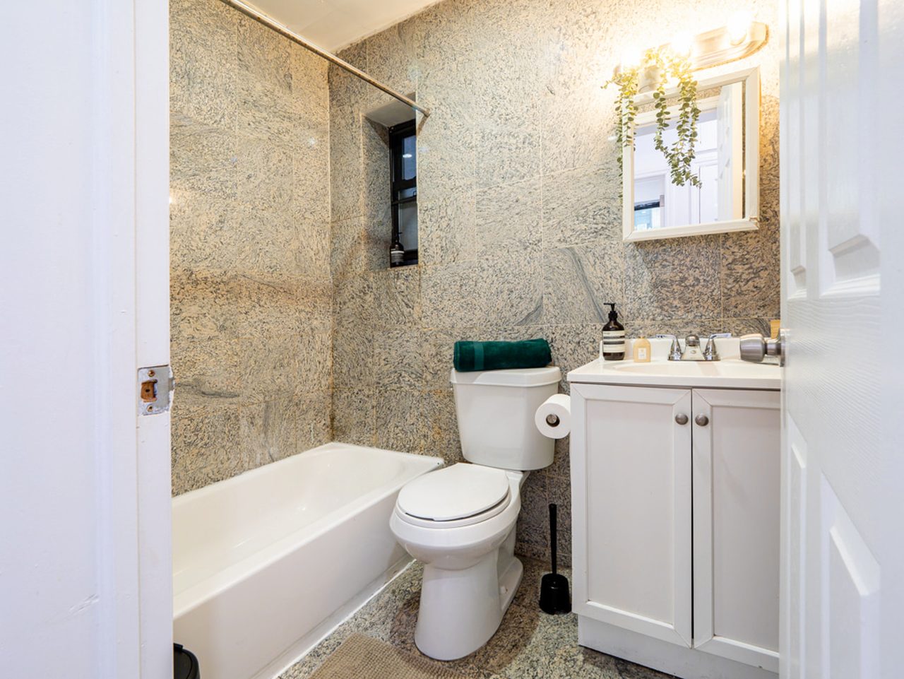a room in Upper West Side photo 6