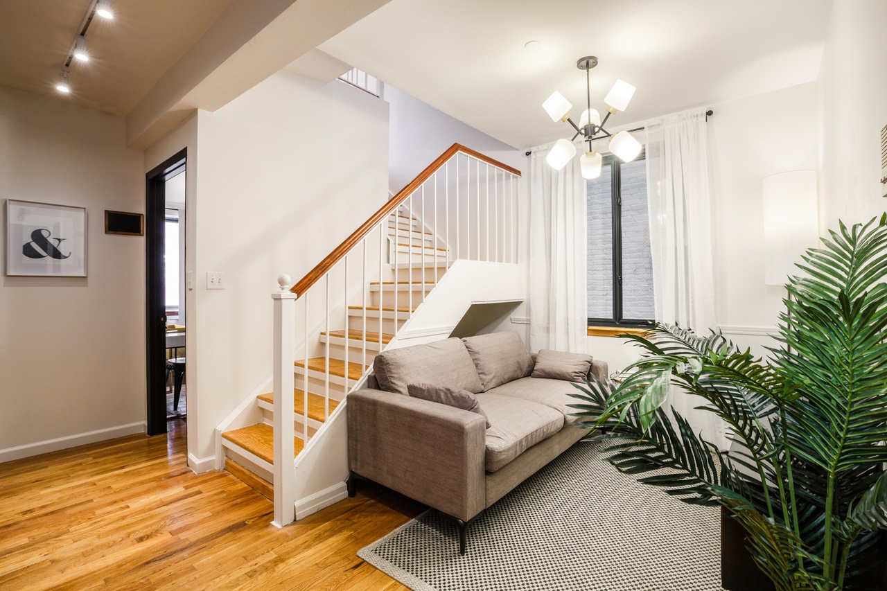 a room in East Village photo 5