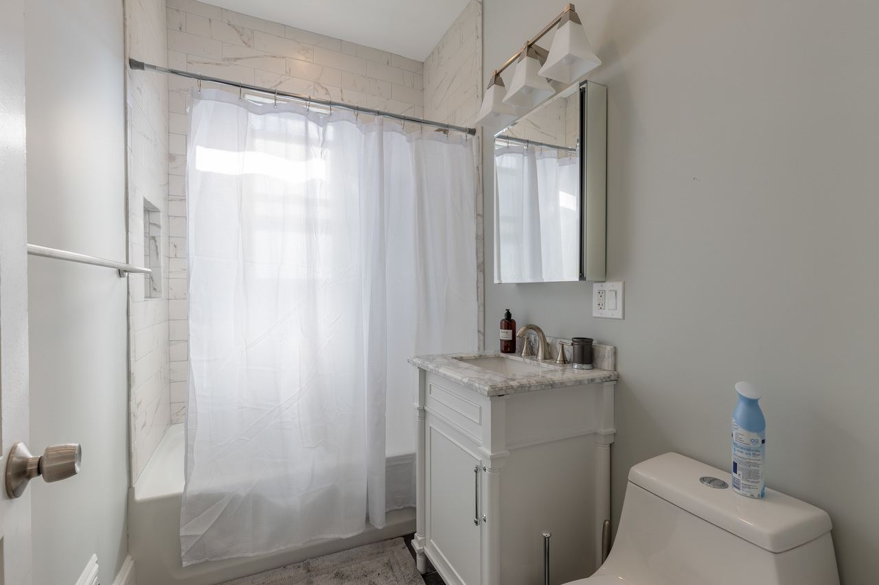 a room in Dorchester photo 7