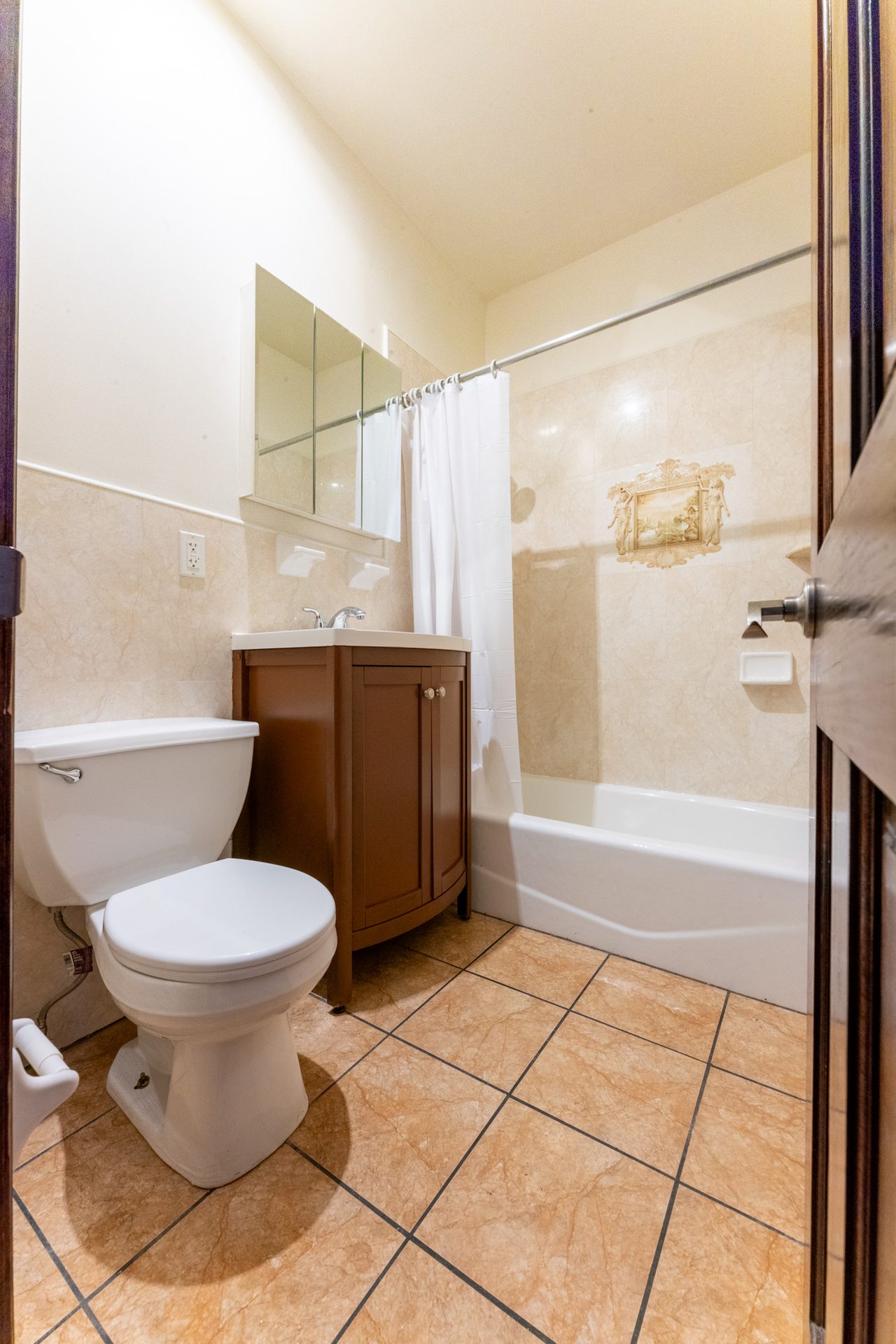 a room in Theatre District photo 8