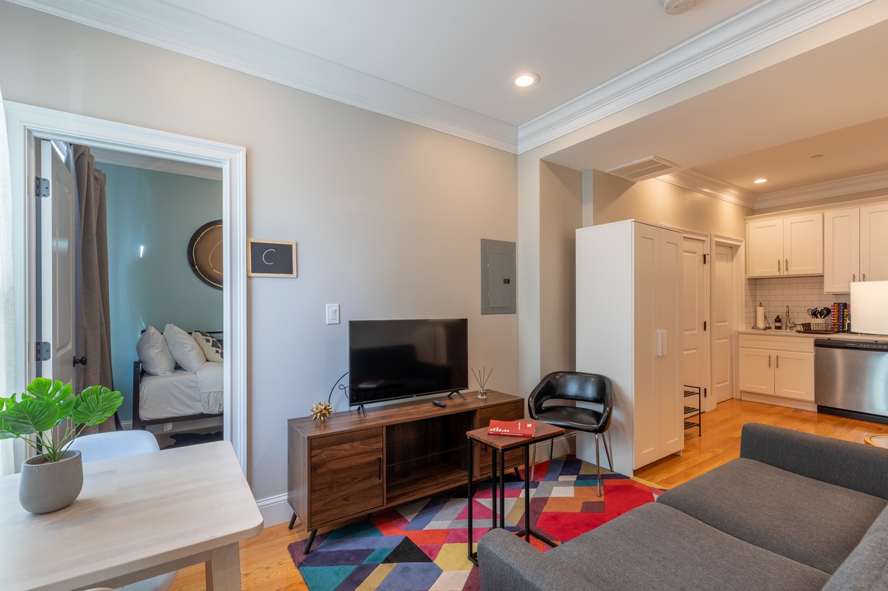 a room in North End photo 6