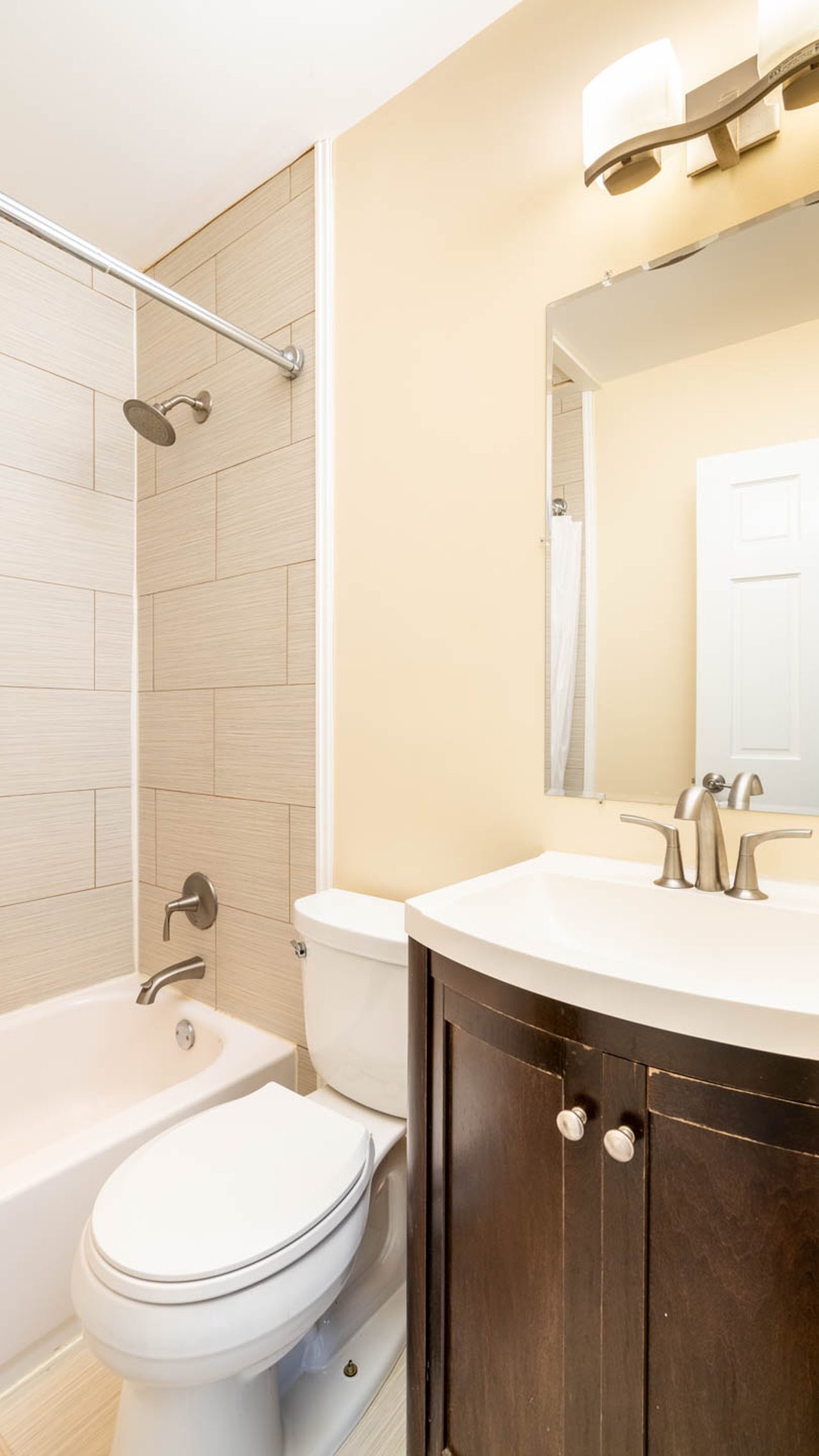 a room in Edgewood photo 7