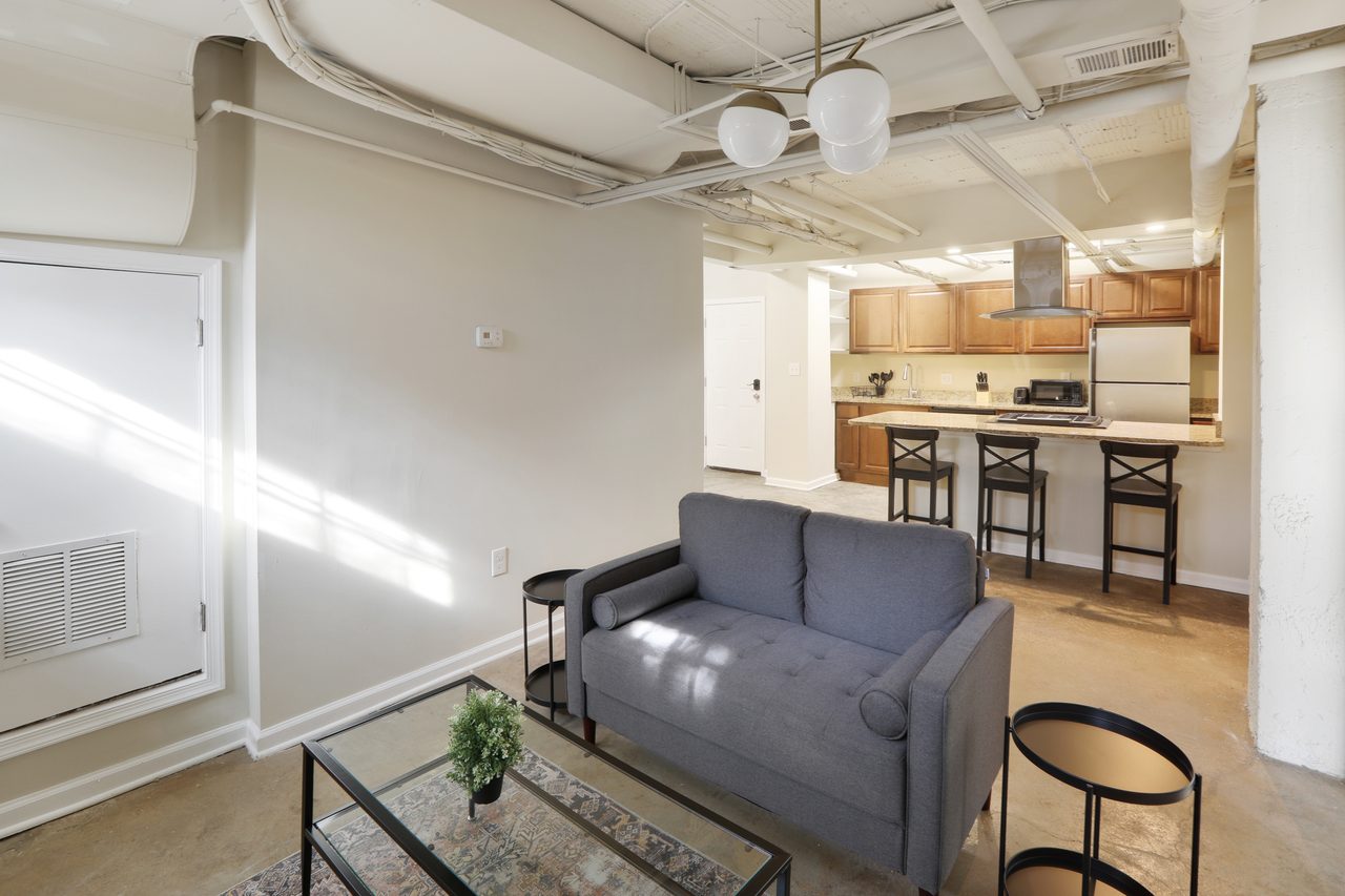 a room in Northwest Washington photo 4