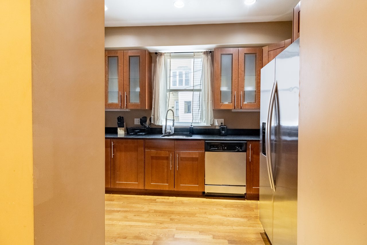 a room in Chestnut Hill photo 7