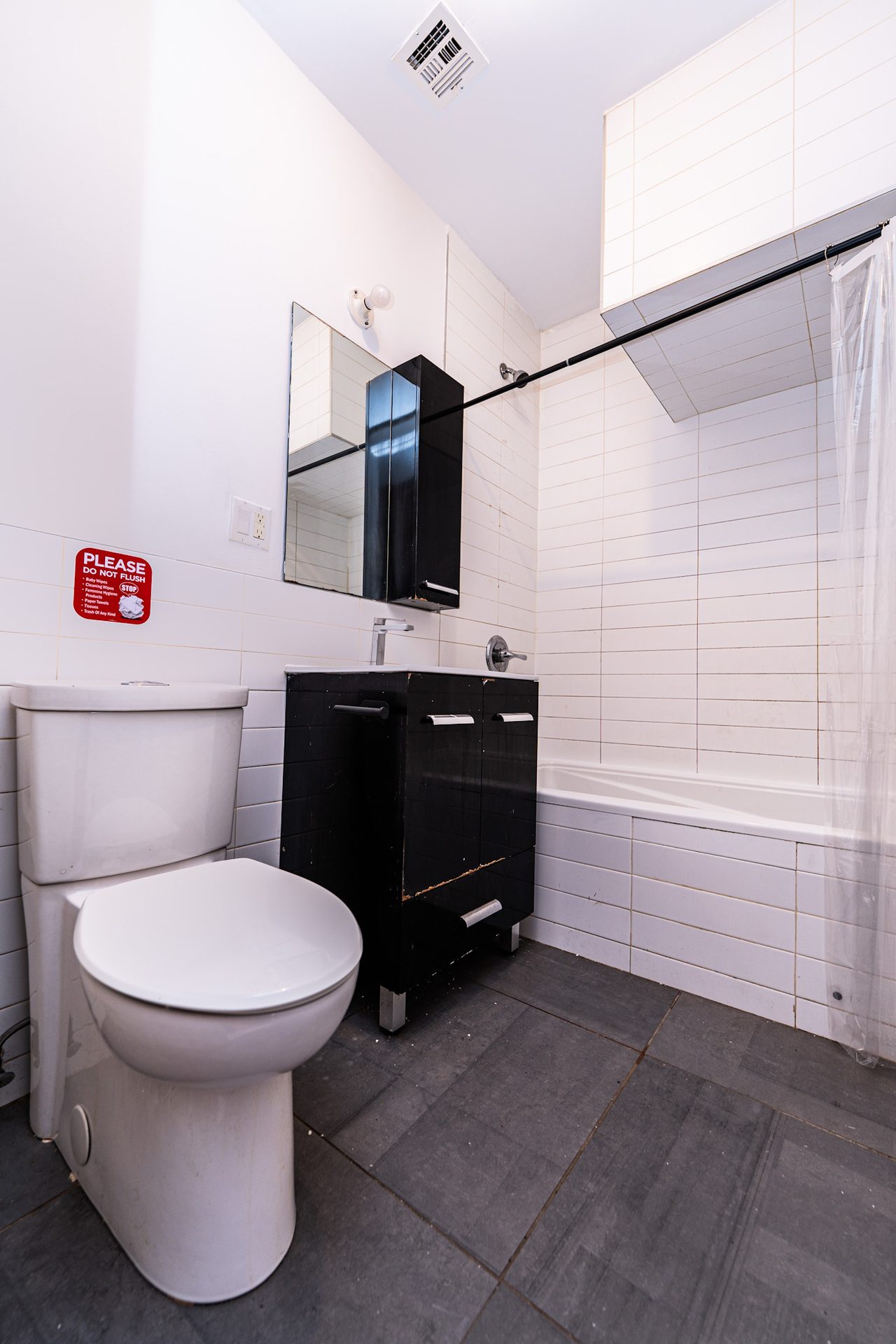 a room in Ocean Hill photo 8