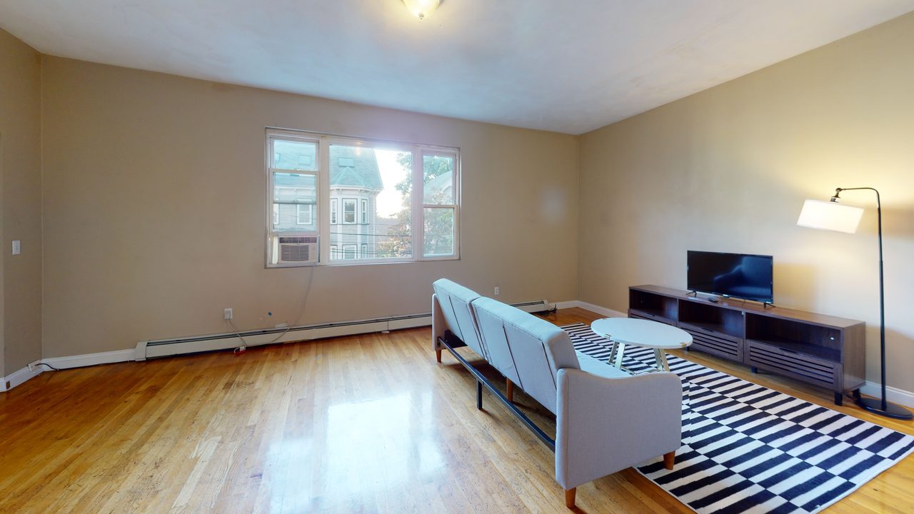 a room in Allston photo 6