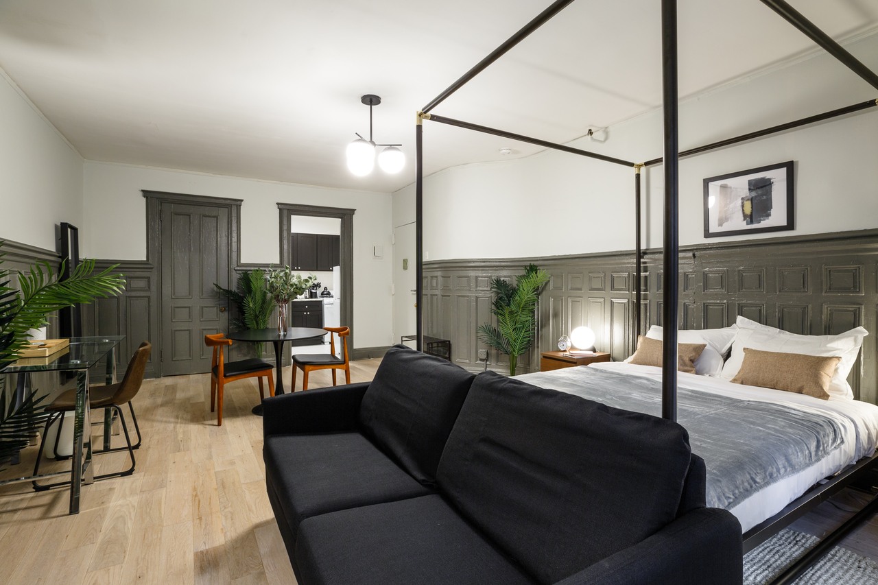 a room in Upper West Side photo 6