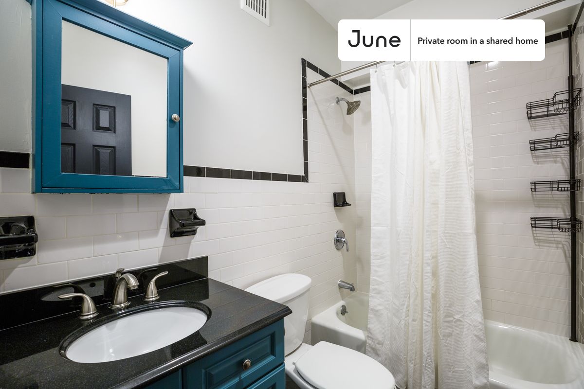 a room in Garment District photo 6