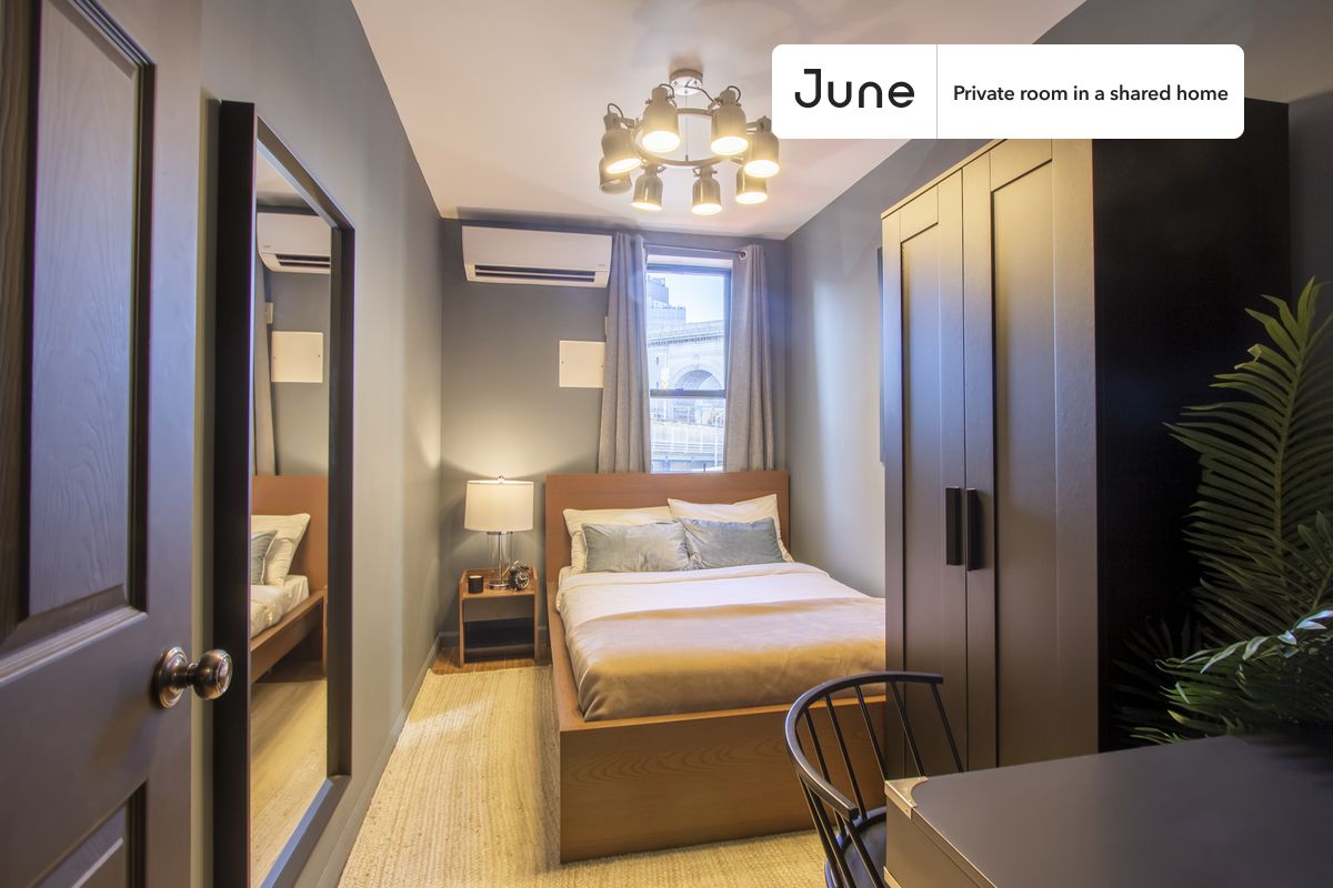 a room in Lower East Side