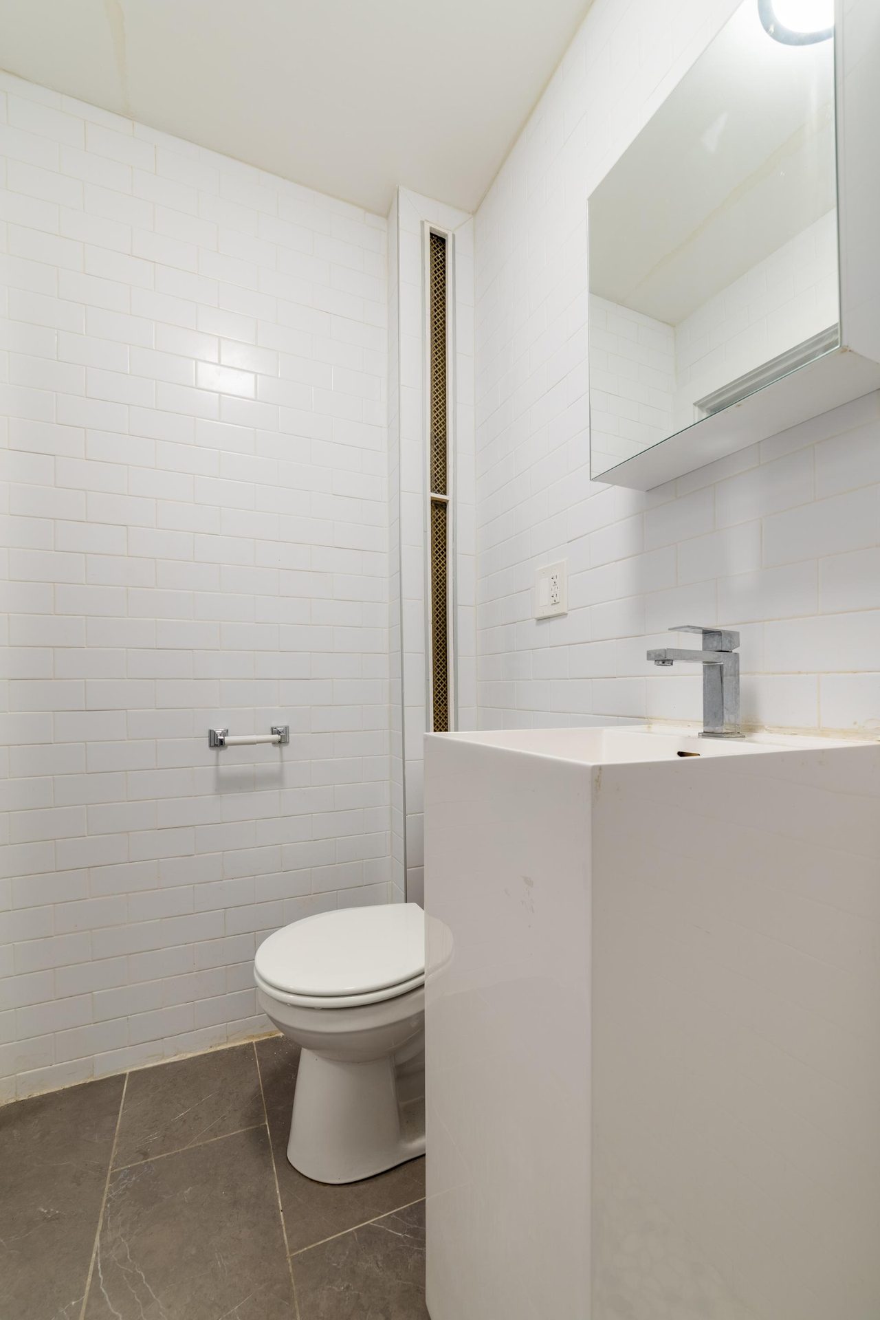 a room in East Village photo 7