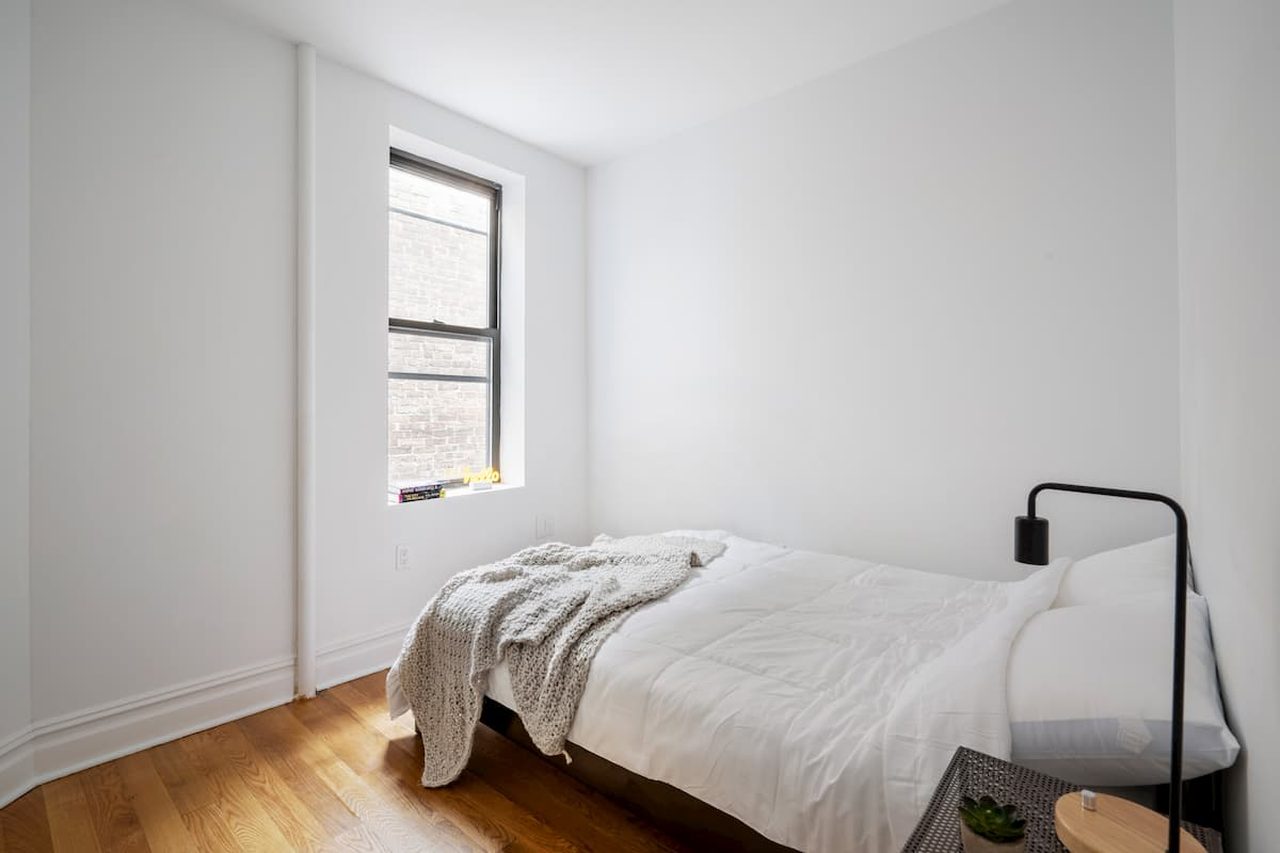 a room in Greenpoint photo 2