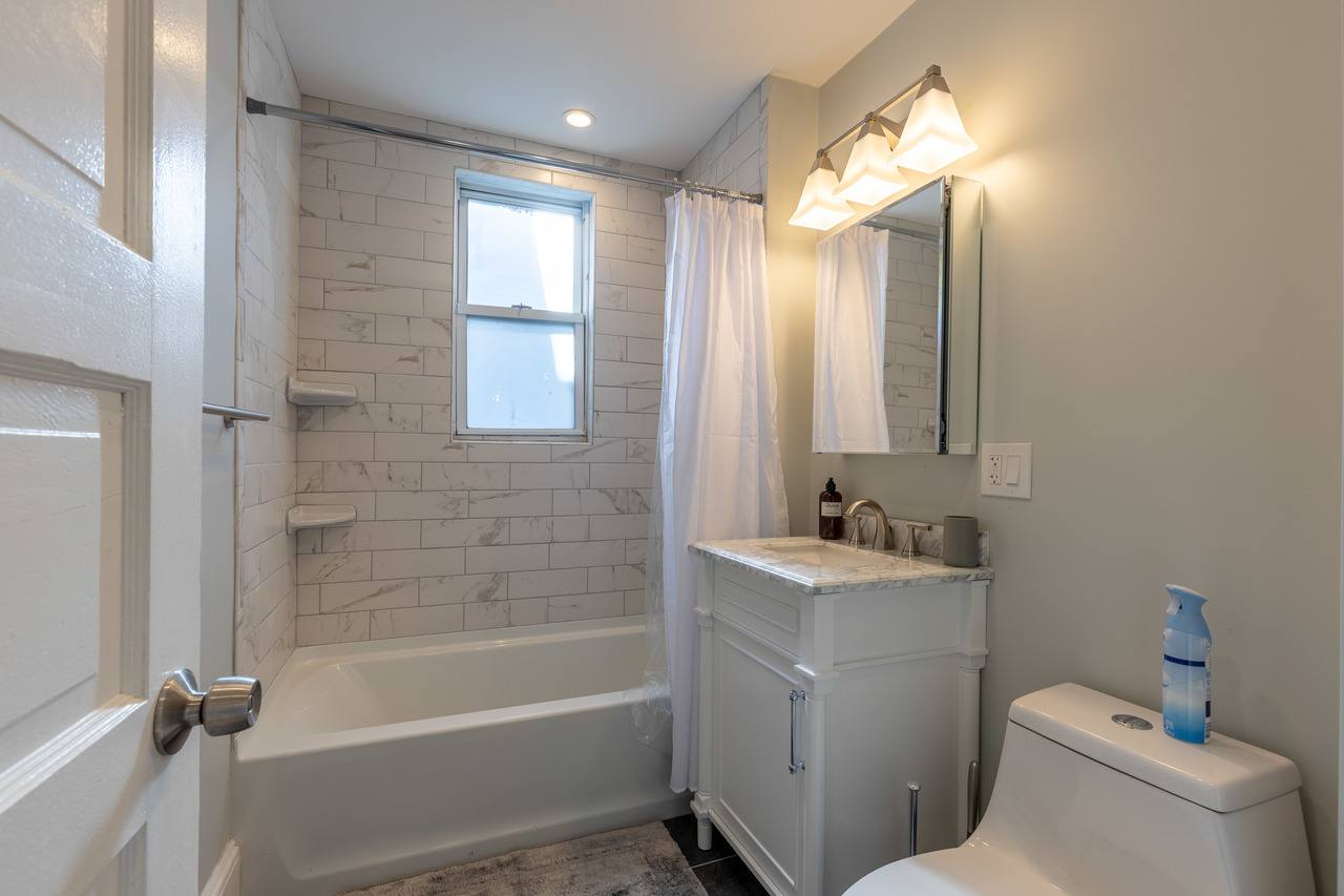a room in Dorchester photo 9