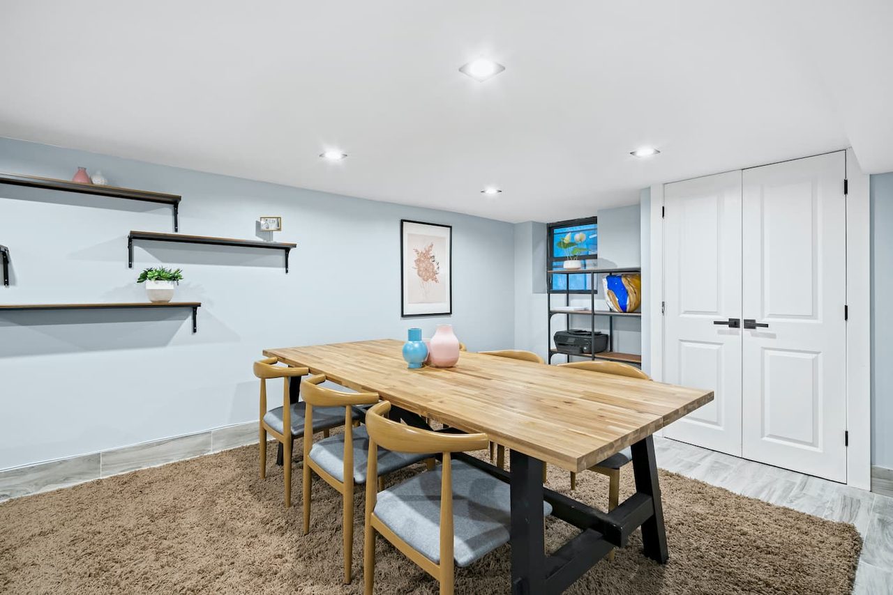 a room in Bedford-Stuyvesant photo 5