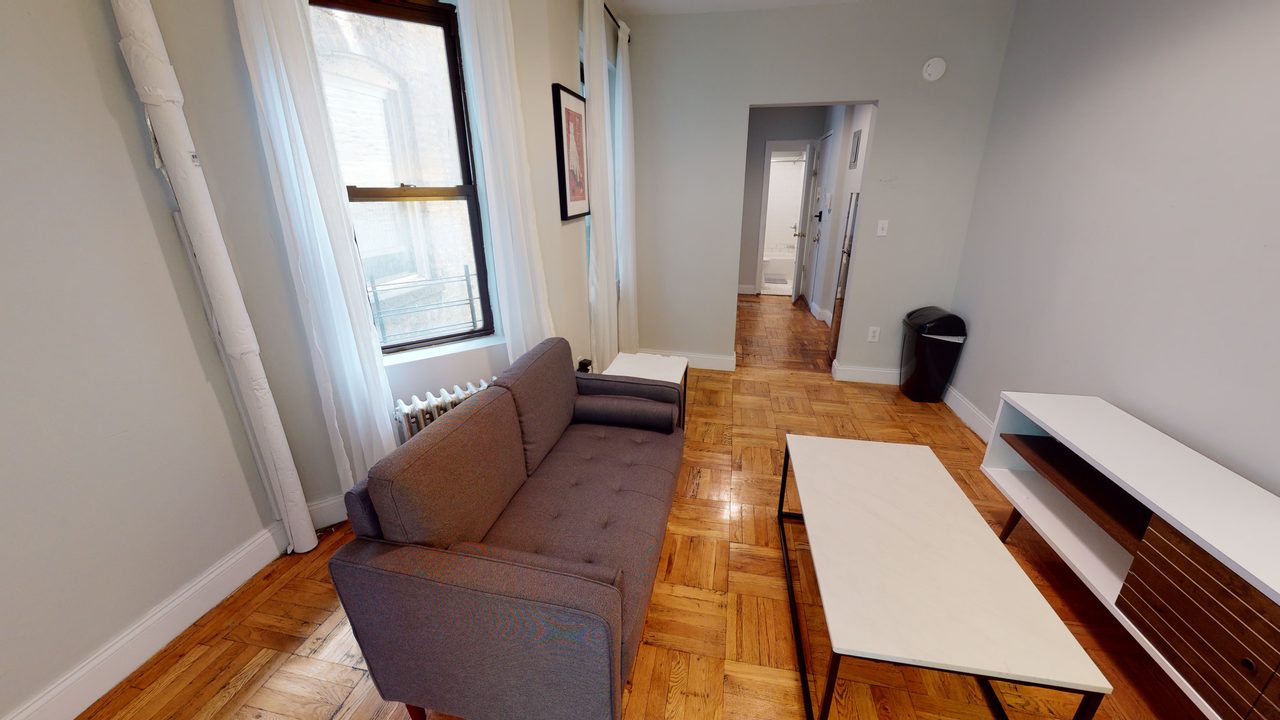 a room in East Village photo 2