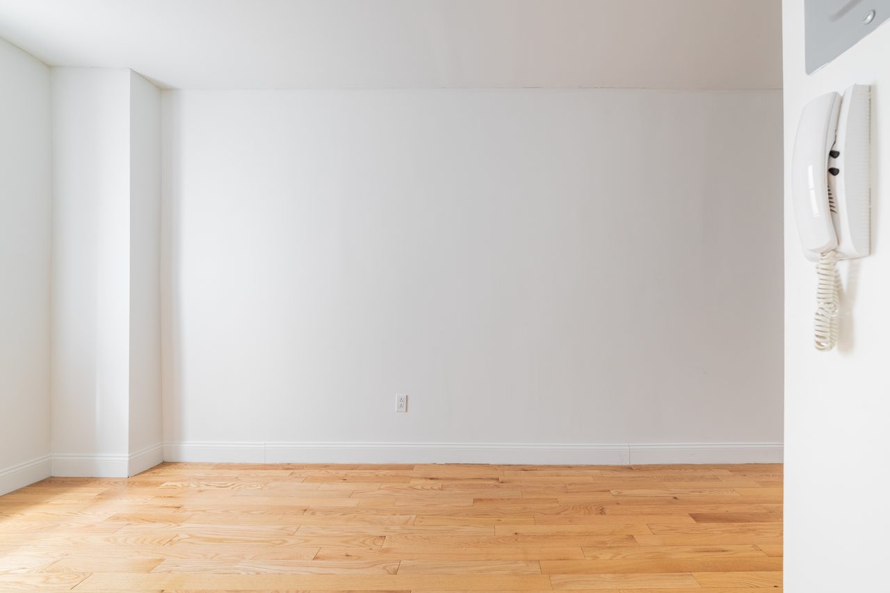 a room in East Village photo 5