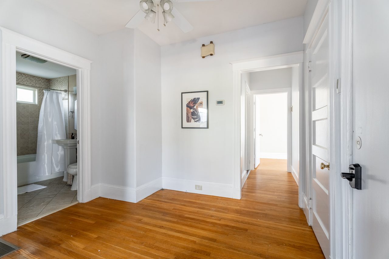 a room in Oak Square photo 9