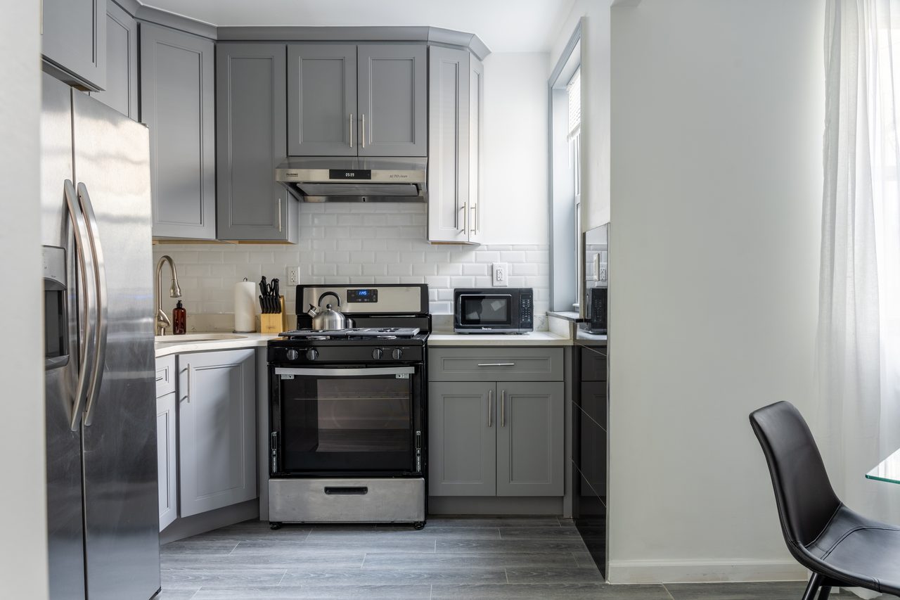 a room in LIC photo 9