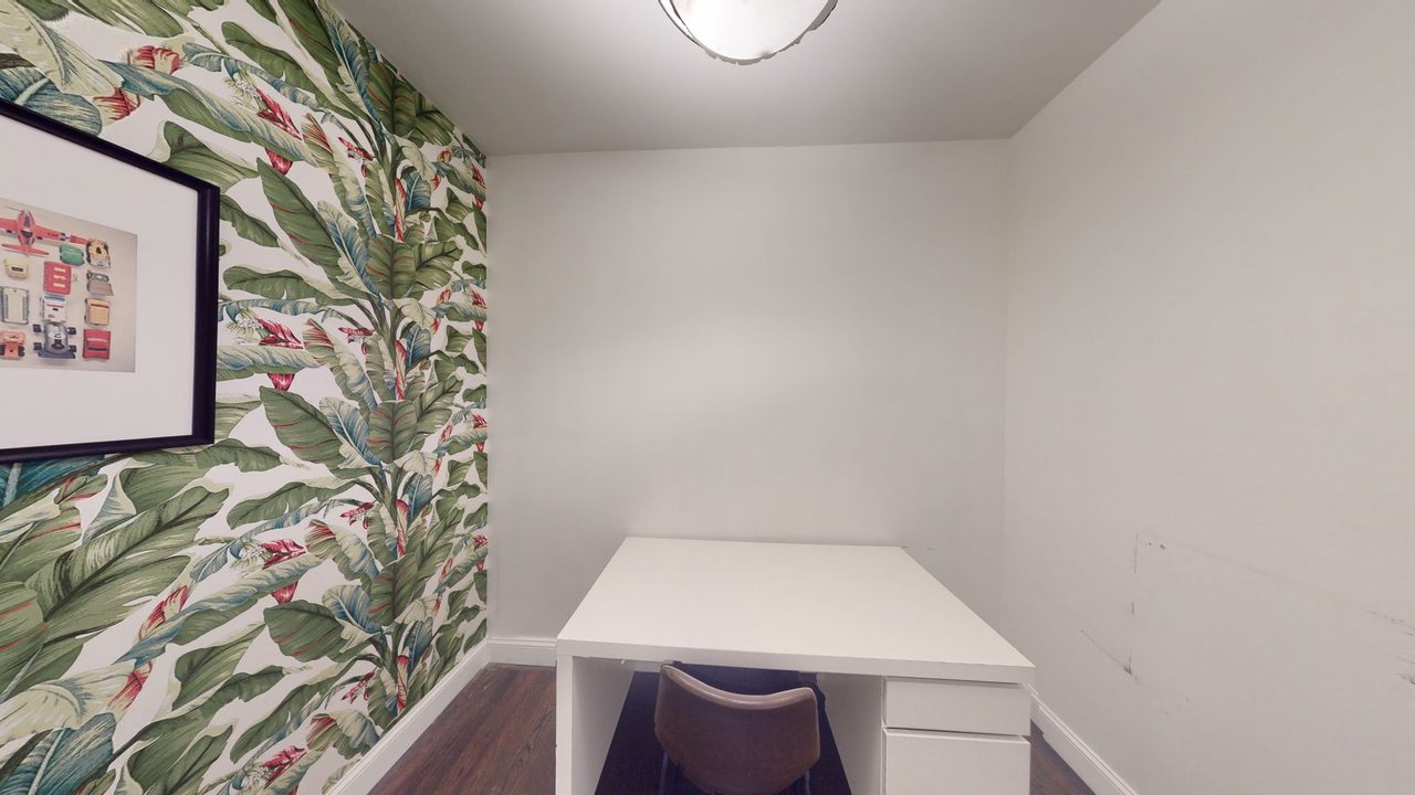 a room in Crown Heights photo 9