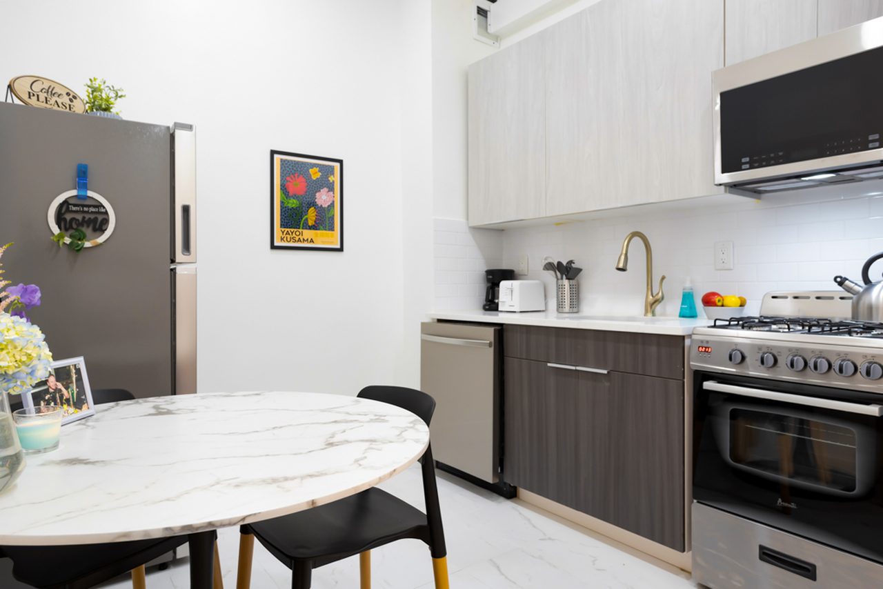 private room in Kips Bay photo 5