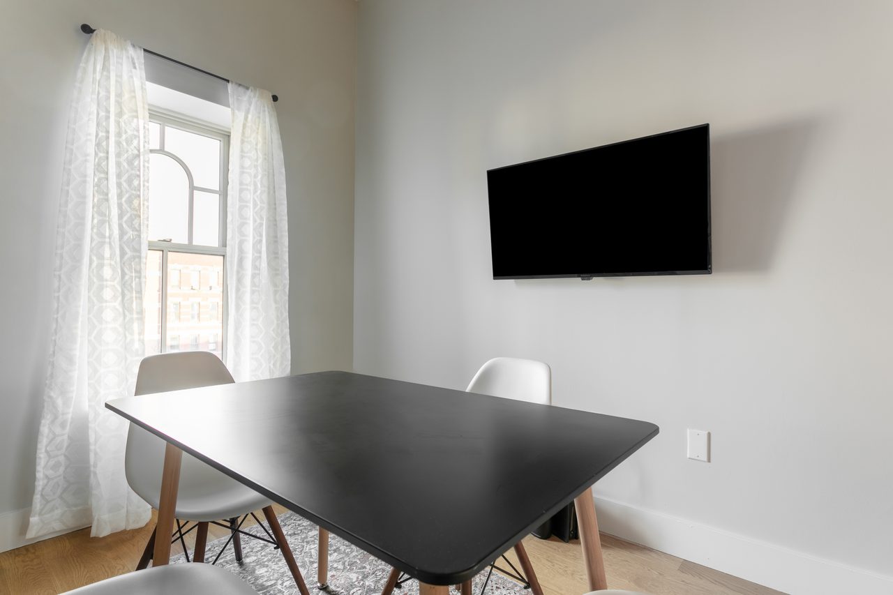 a room in Harlem photo 6