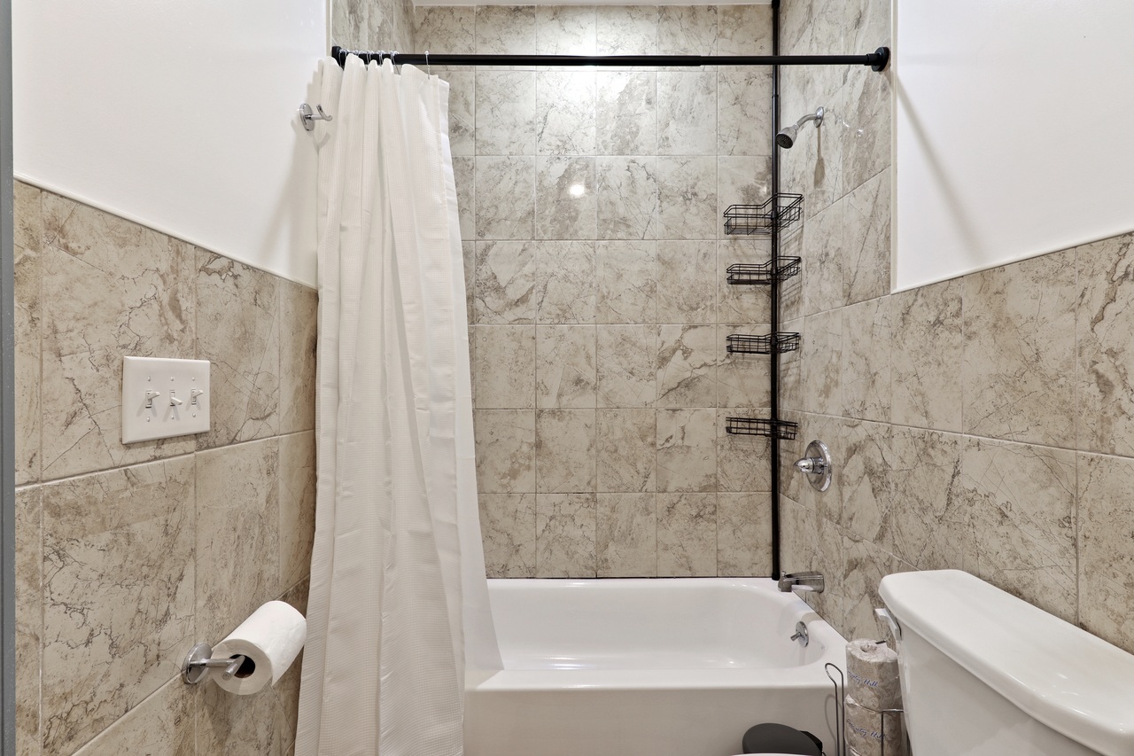 a room in Bushwick photo 7