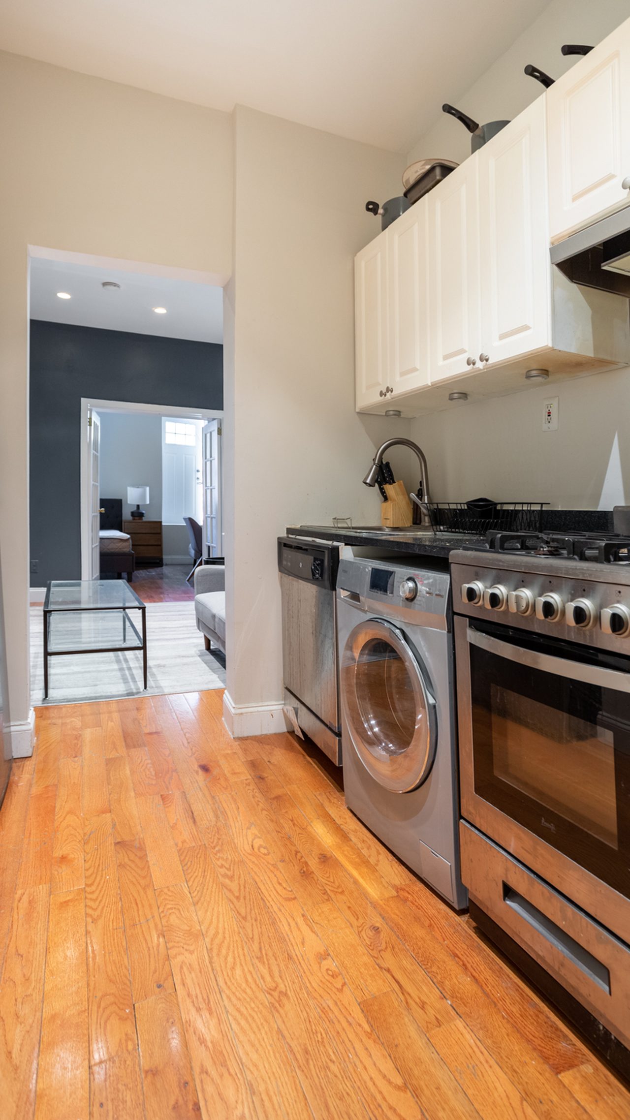 a room in East Village photo 2