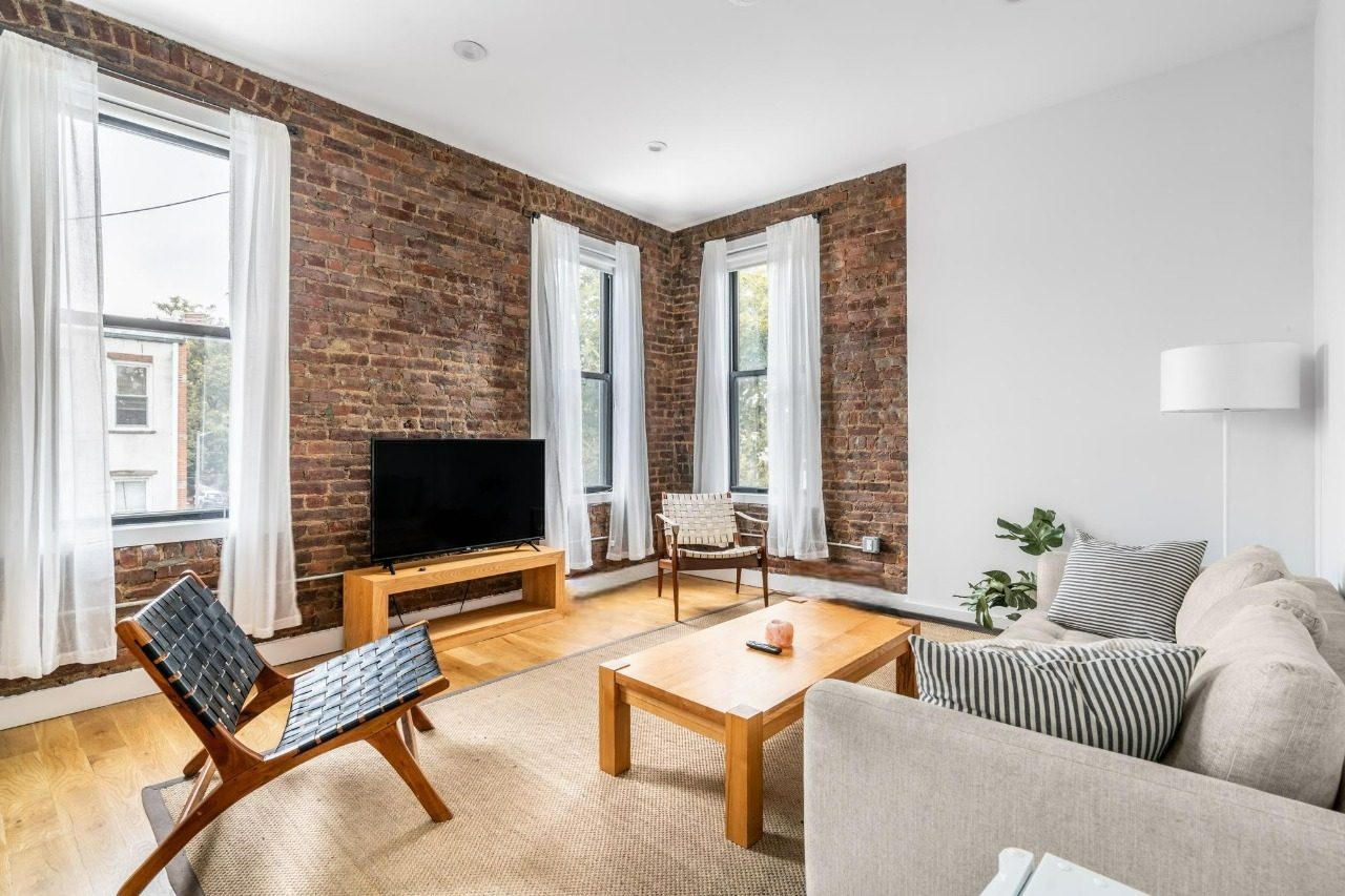 a room in Ridgewood photo 5