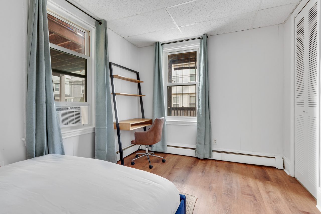 a room in Dorchester photo 2