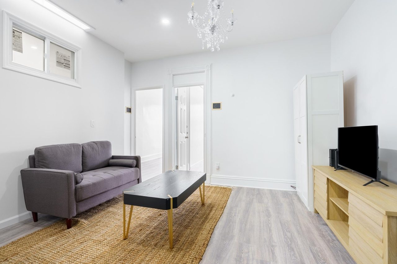 a room in LIC photo 5