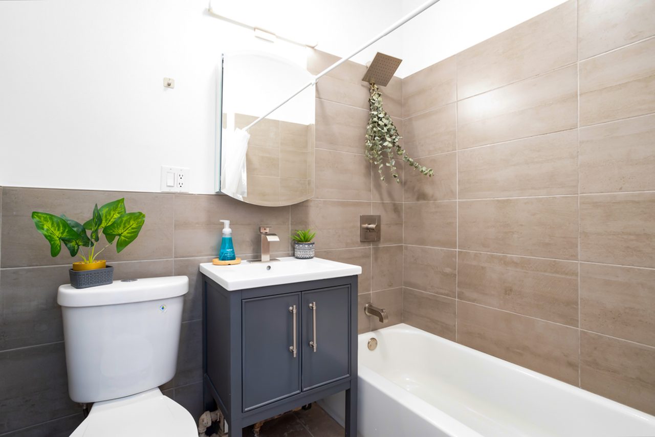 a room in Kips Bay photo 5