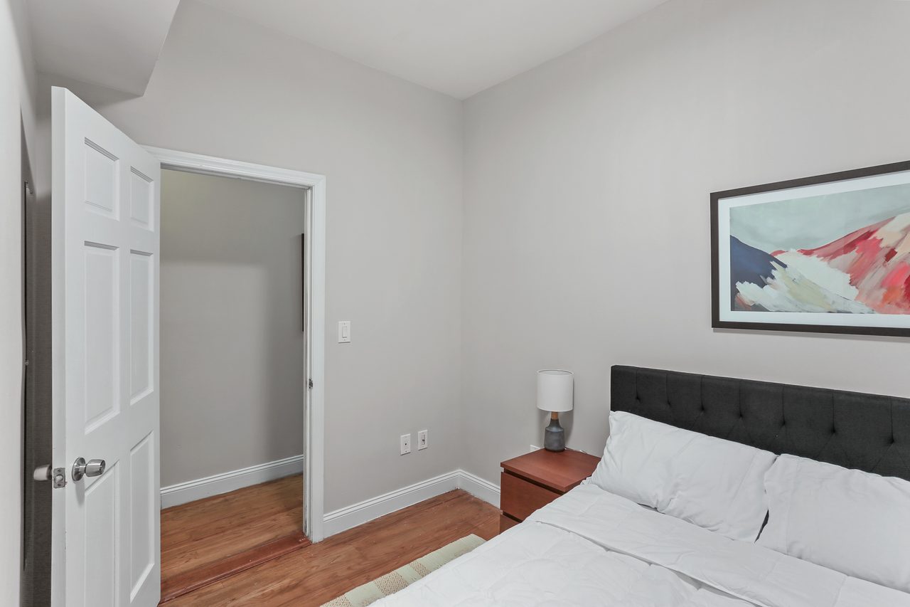 private room in Crown Heights photo 2