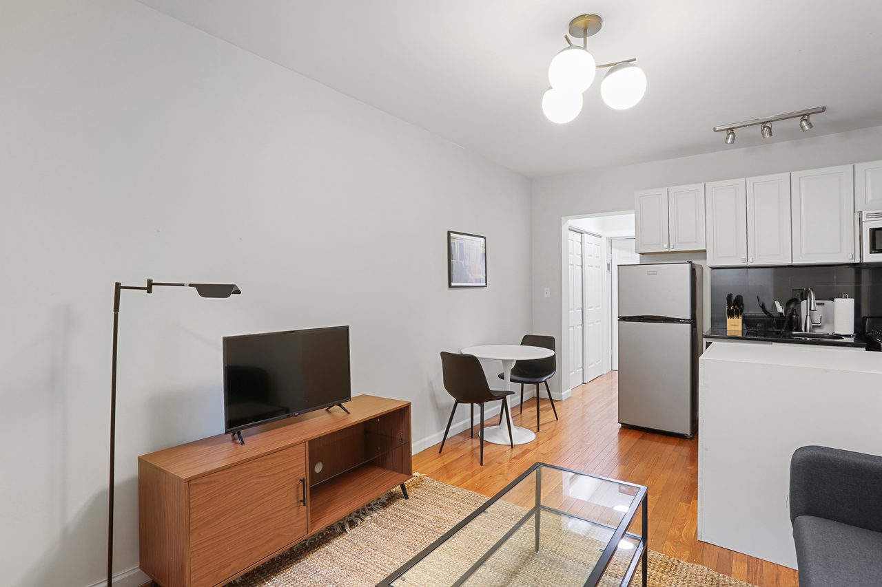 a room in East Harlem photo 5