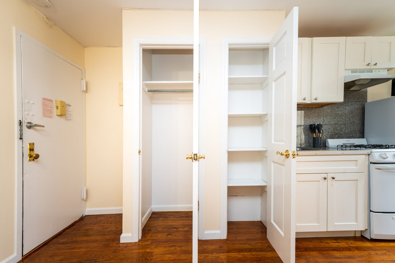a room in Upper East Side photo 4