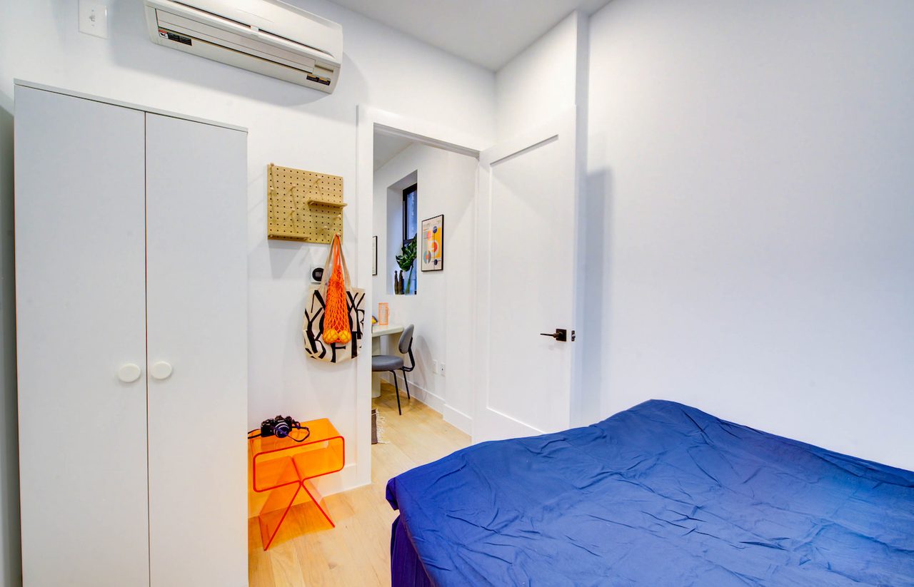 a room in Morningside Heights photo 2