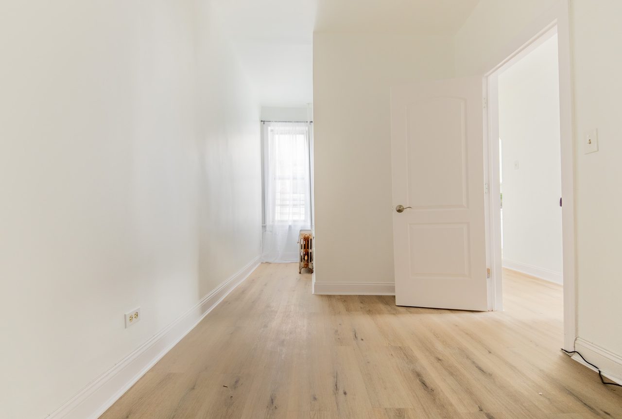 a room in Sunset Park photo 3