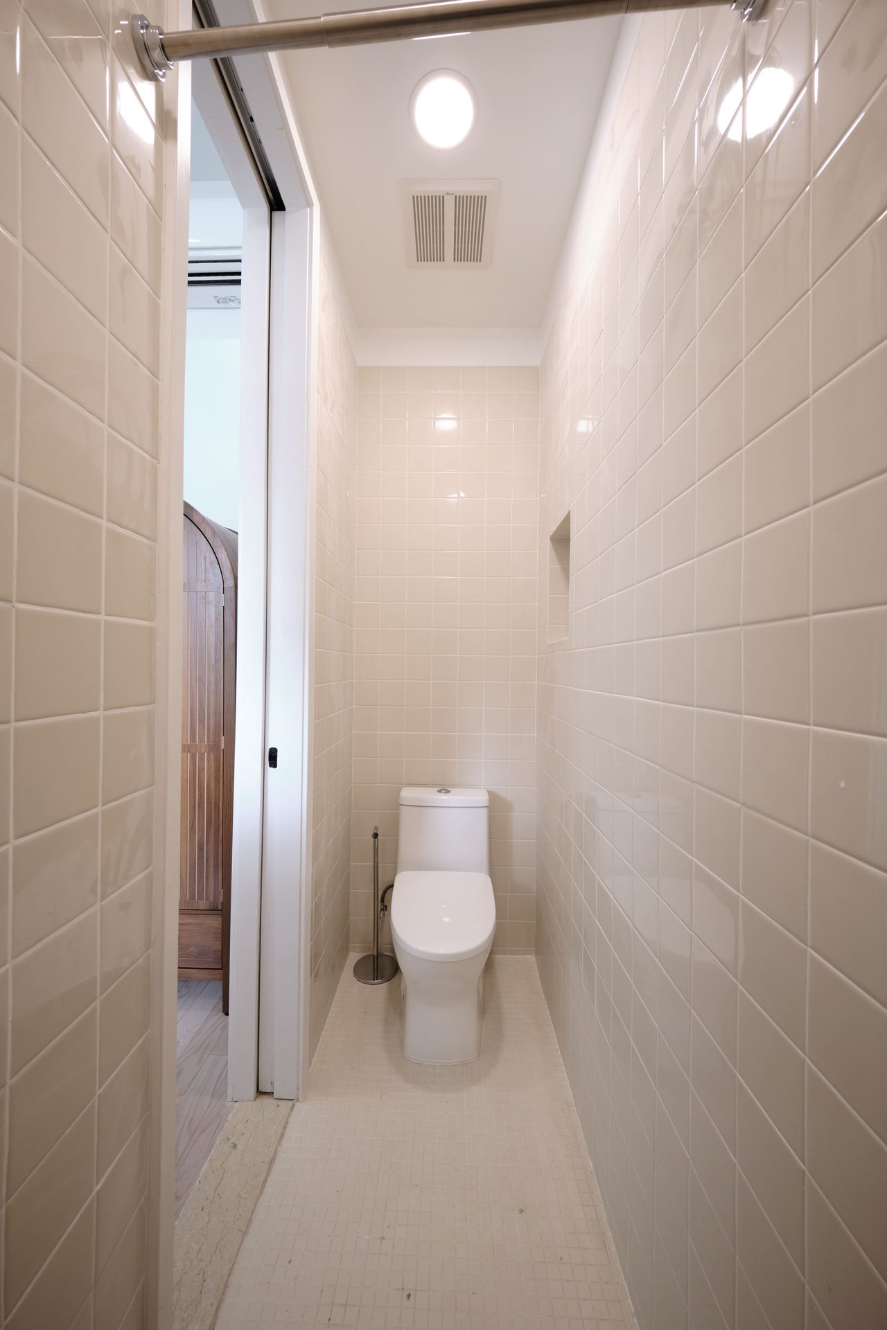 a room in Flatbush photo 6